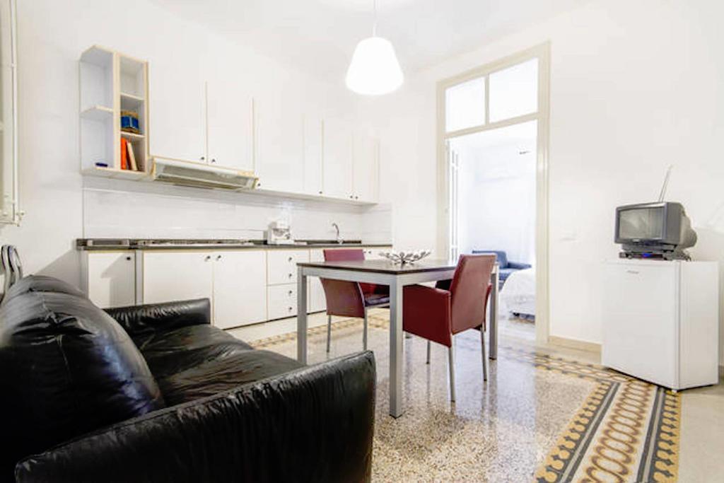 Flat At Cathedral Villa Palermo Bagian luar foto